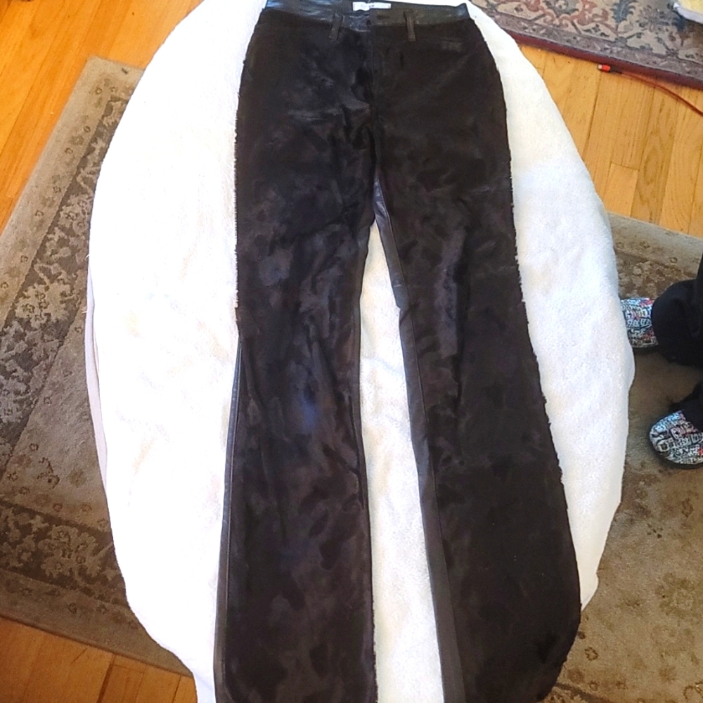 Vertigo leather /faux fur pants. Size 2. Never worn but tag is missing.